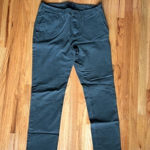 American Eagle Green Khaki pants